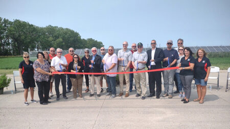 N Solar and Cozad Cut the Ribbon at City’s New Solar Energy Facility
